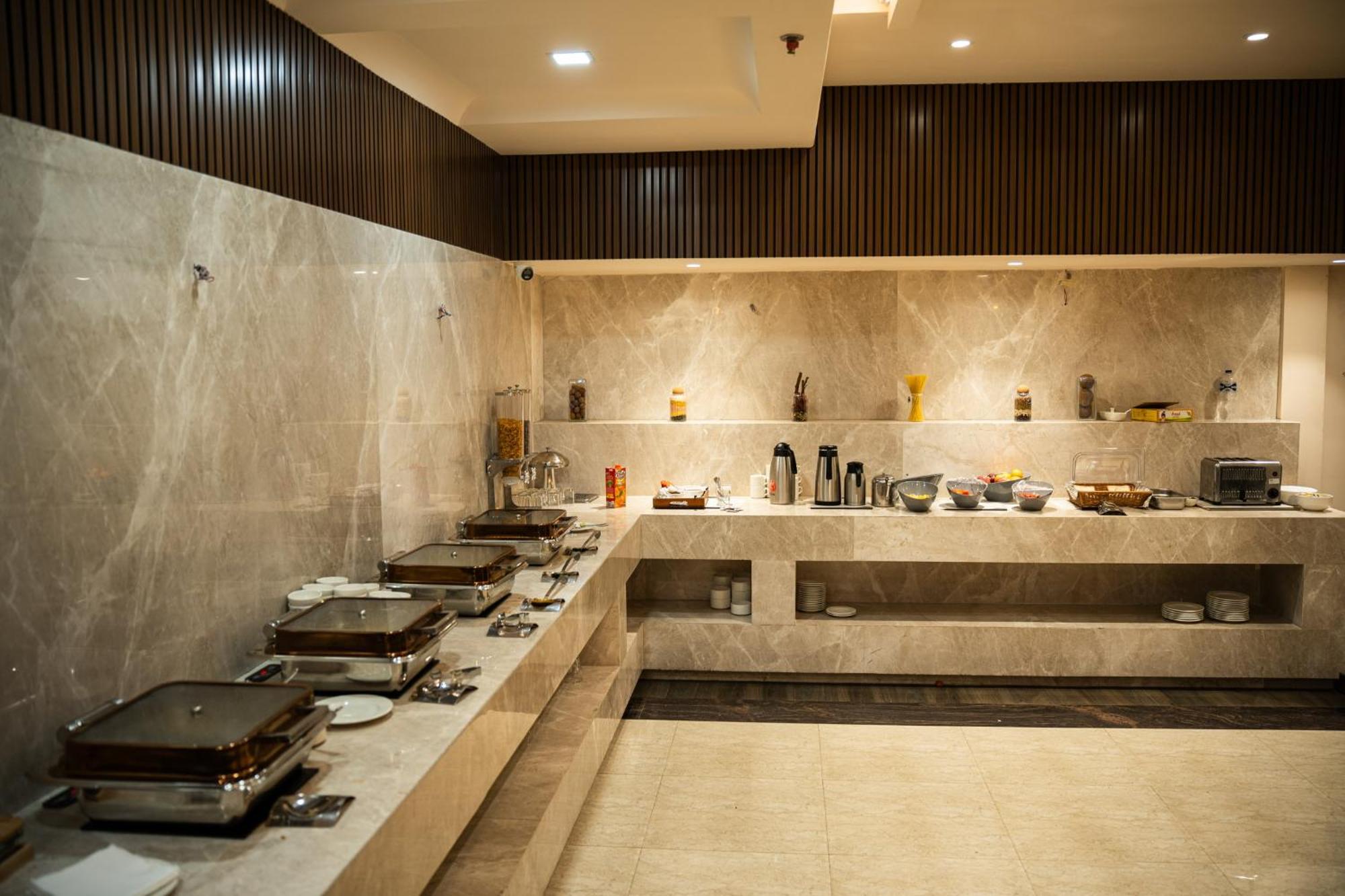 Coco Cabana Varanasi Exterior photo